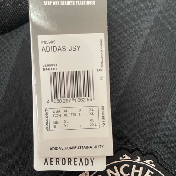 Men’s Manchester United 3rd jersey new - Picture 3 of 5